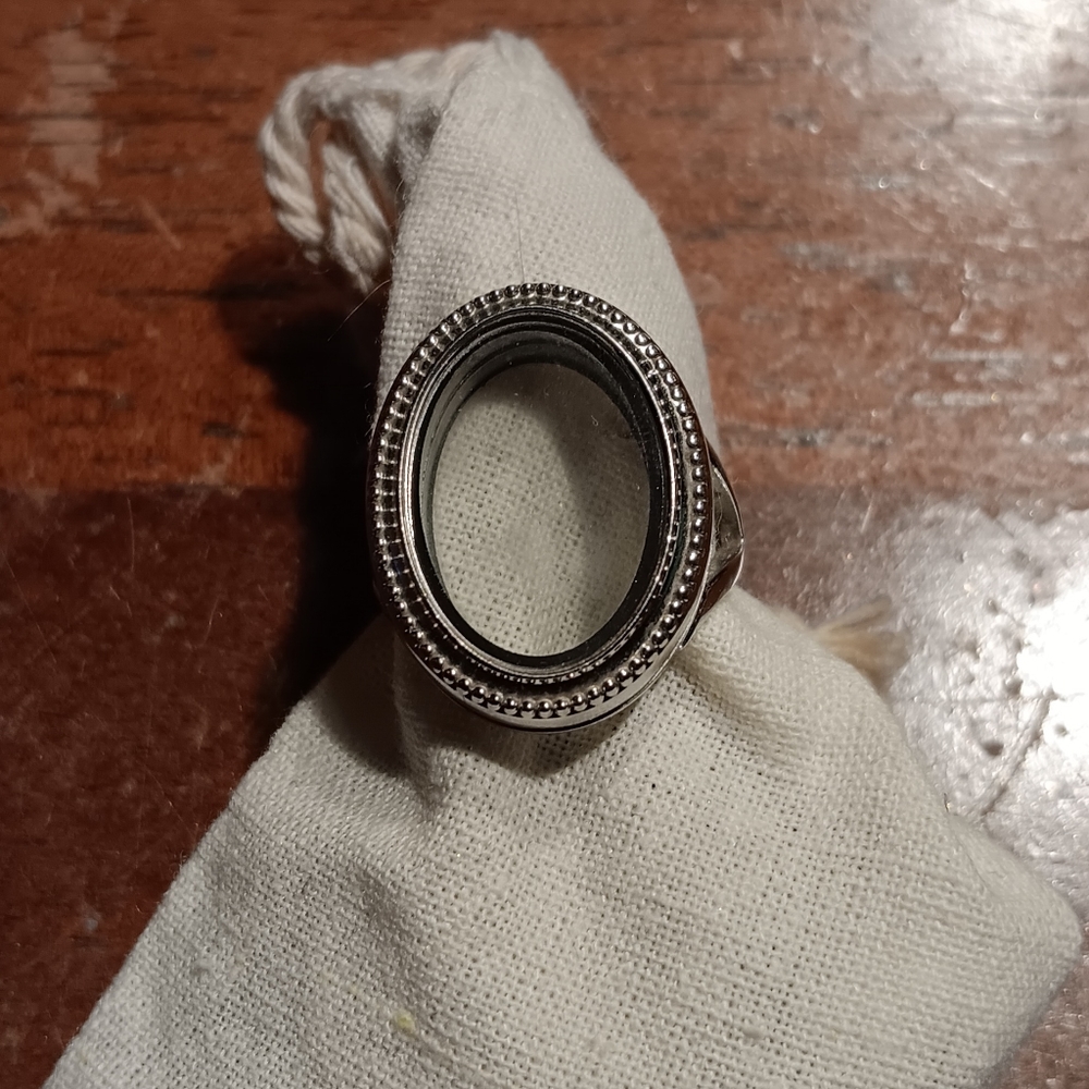 Origami Owl Locket Ring